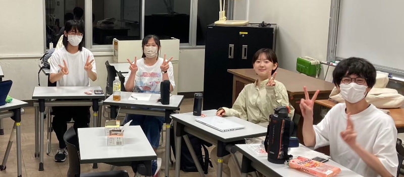 にじみやの活動の様子