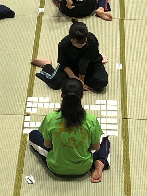 宇都宮大学競技かるた同好会の活動の様子