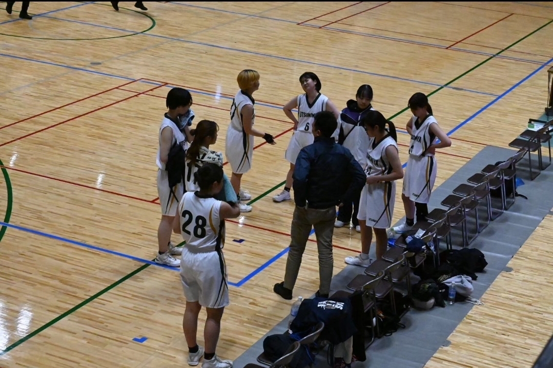 宇都宮大学女子バスケットボール部の活動の様子