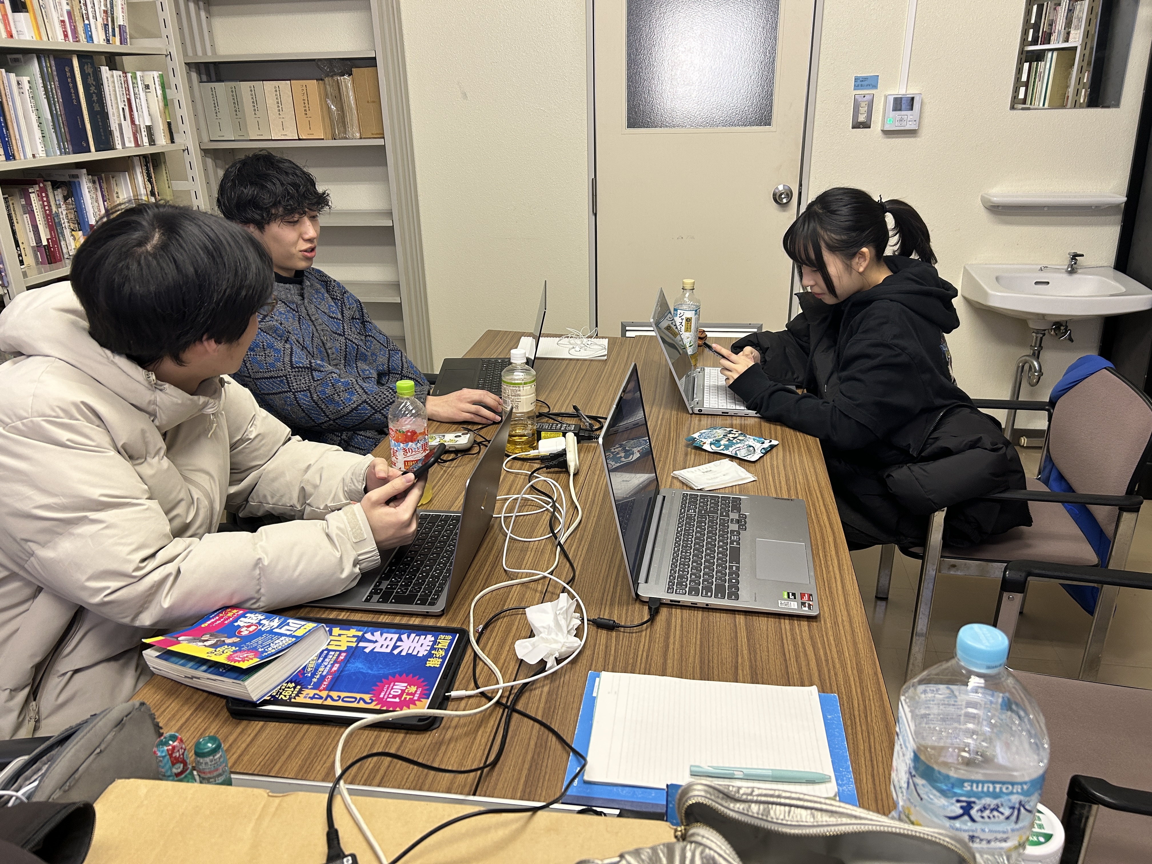 NAWの活動の様子