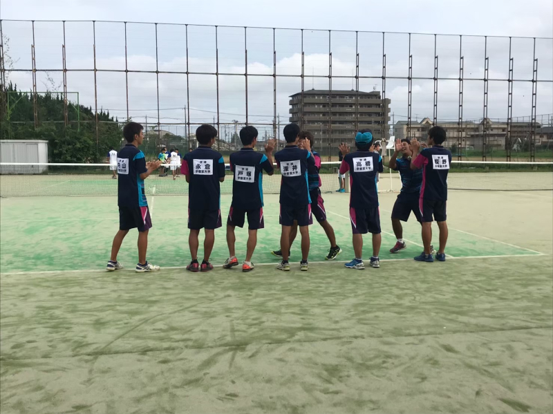 ソフトテニス部の活動の様子