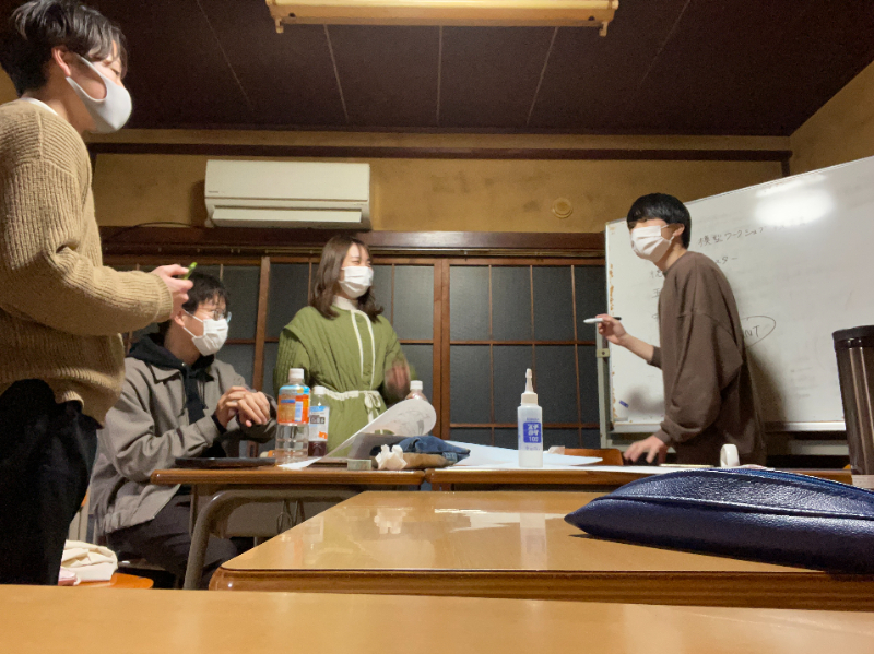 TINTの活動の様子